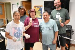 volunteers-4-w